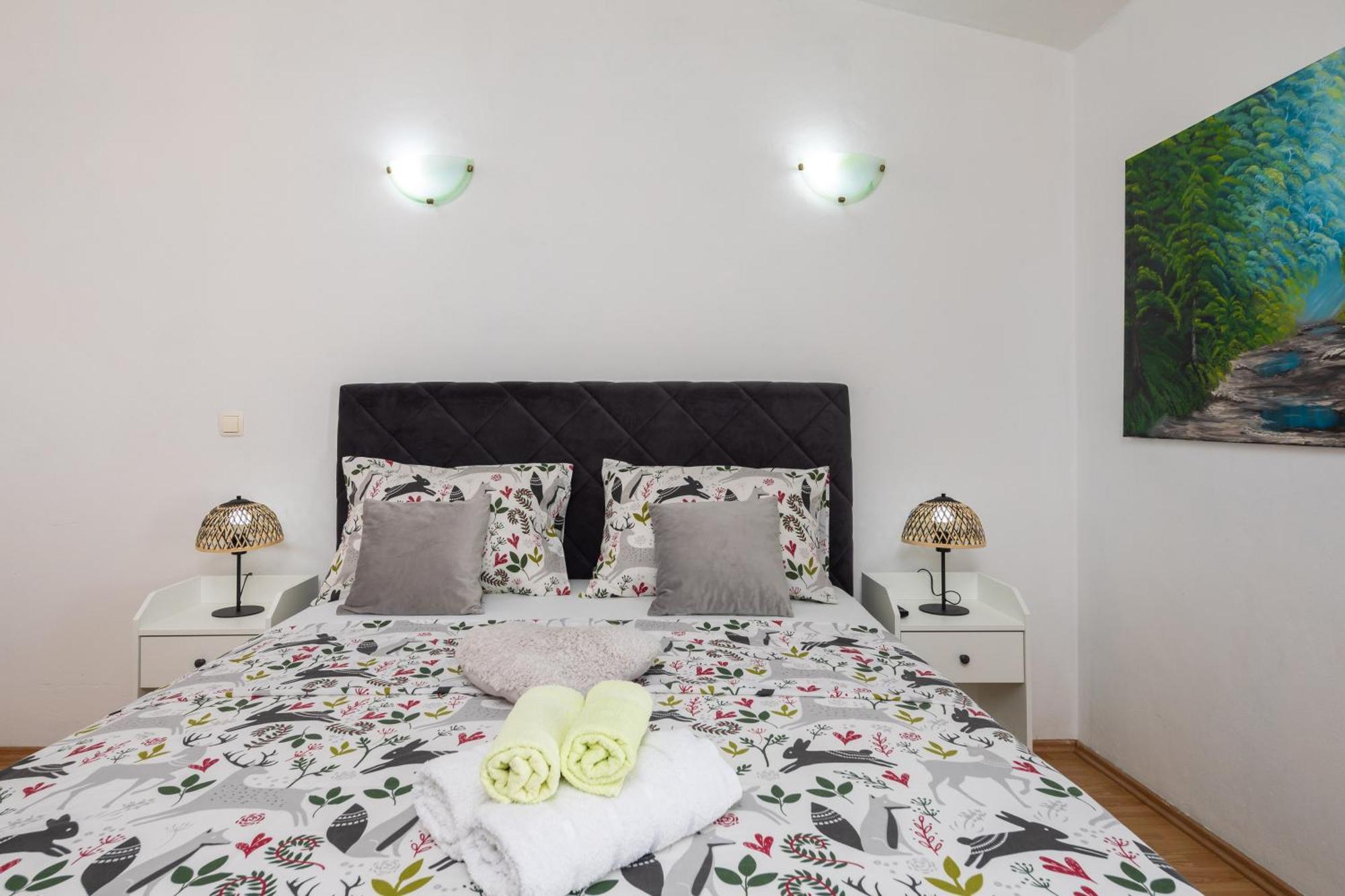 Sky Way Apartments Dugi Rat Exterior foto